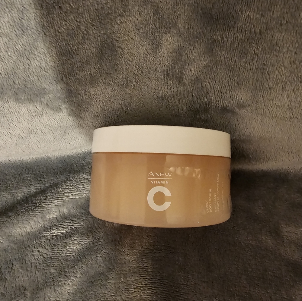 Anew Vitamin C Glow Body Scrub